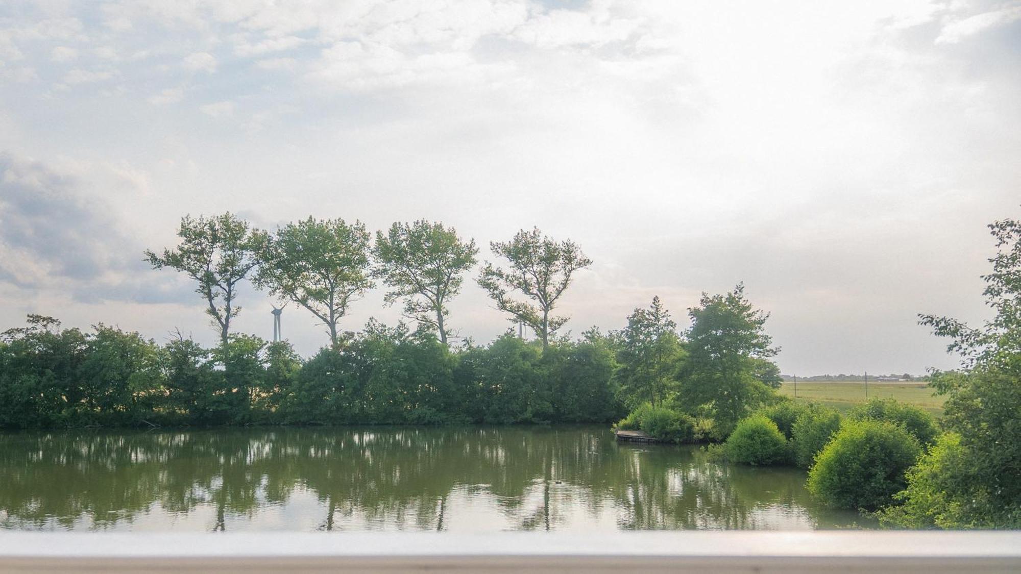 Schillhoern - Urlaub Mit Wasserblick * Neuharlingersiel